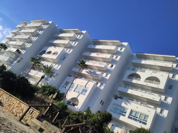 A random photo showing the Hotel Ponent beach hotel from the beach in Majorca
